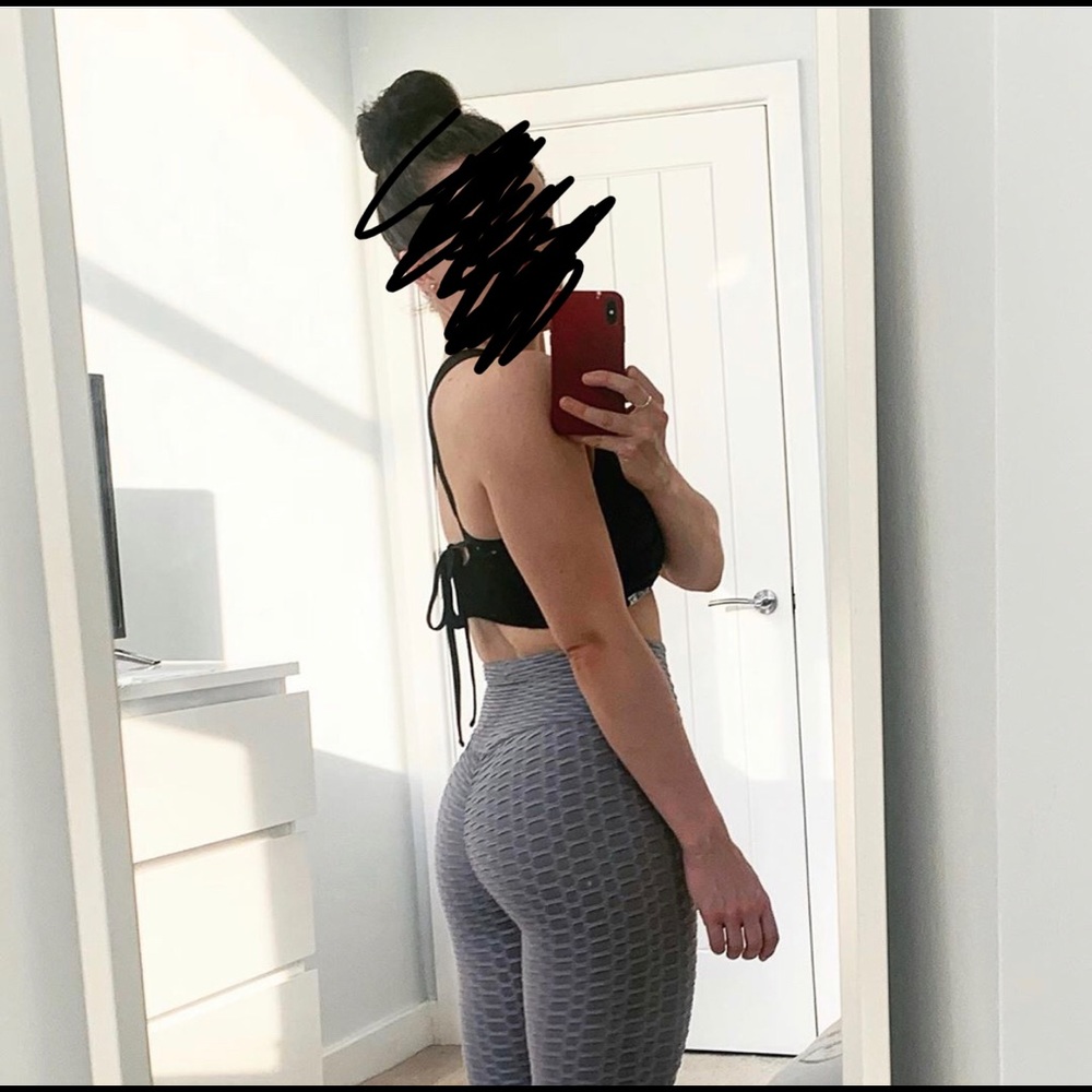🚫 SOLD 🚫 Booty Scrunch Leggings